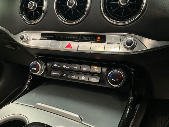 2025 Kia Stinger