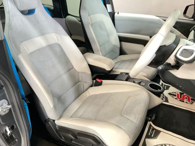 2025 BMW I3