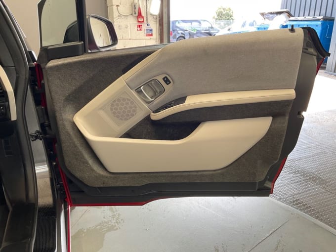 2025 BMW I3