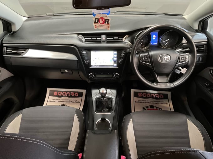 2025 Toyota Avensis