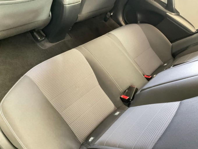 2025 Toyota Avensis