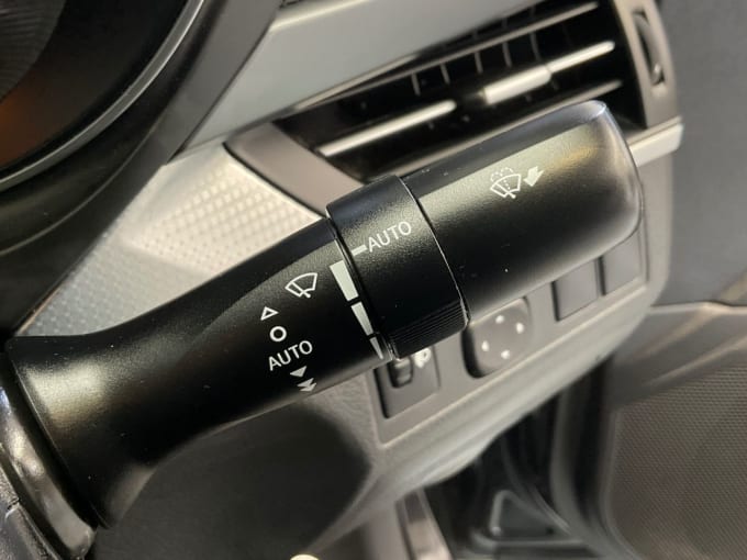 2025 Toyota Avensis