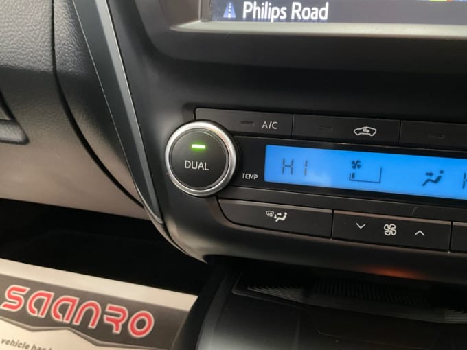 2025 Toyota Avensis