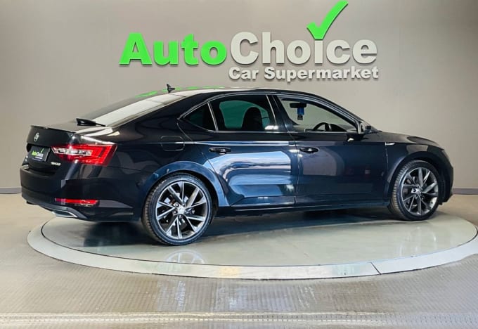 2025 Skoda Superb