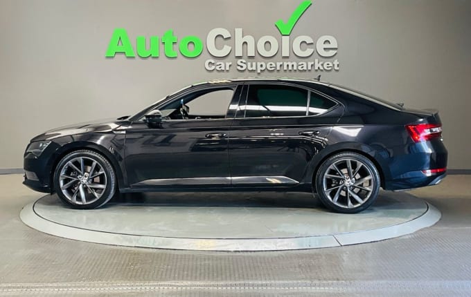 2025 Skoda Superb