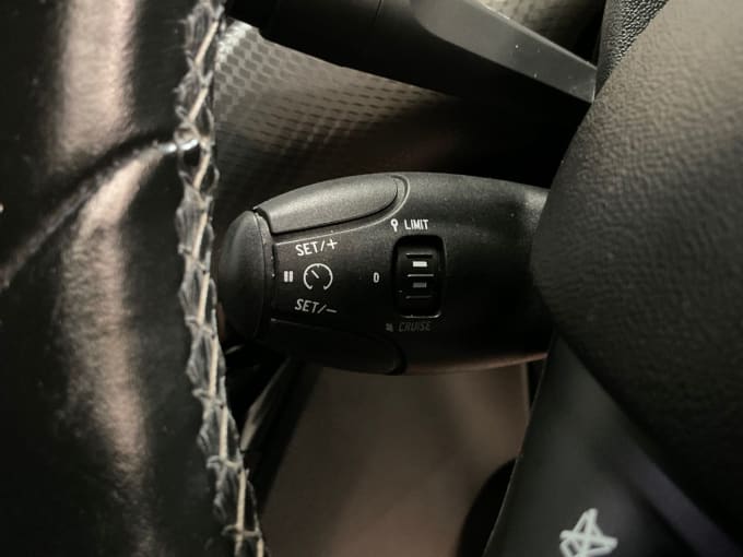 2025 Peugeot 2008