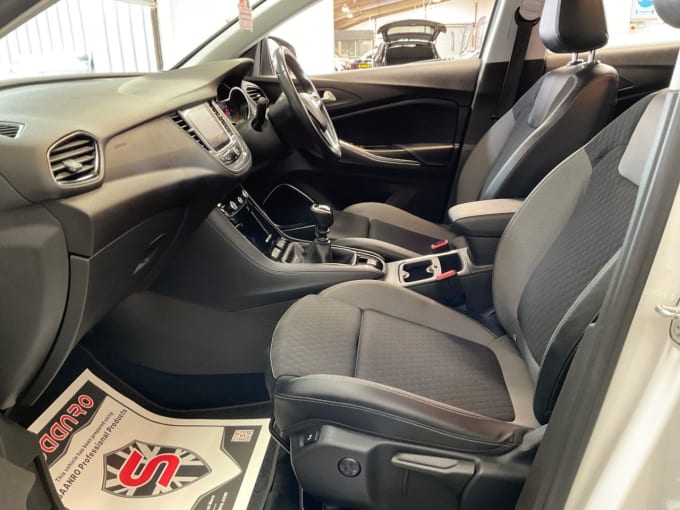 2025 Vauxhall Grandland X