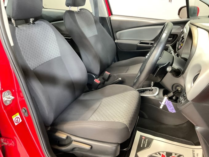 2025 Toyota Yaris