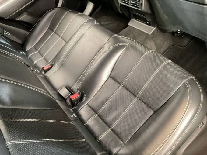 2025 Land Rover Range Rover Velar