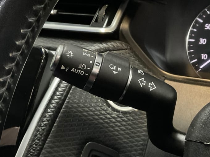 2025 Land Rover Range Rover Velar