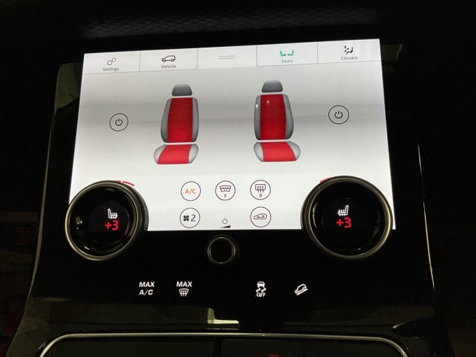 2025 Land Rover Range Rover Velar