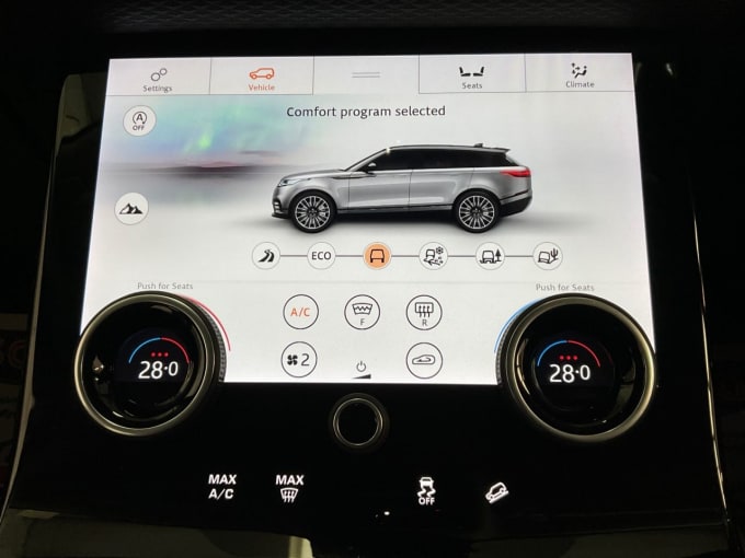 2025 Land Rover Range Rover Velar
