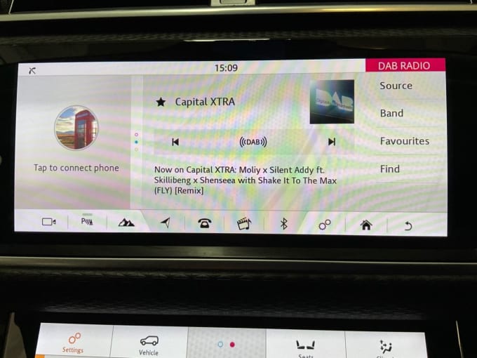 2025 Land Rover Range Rover Velar