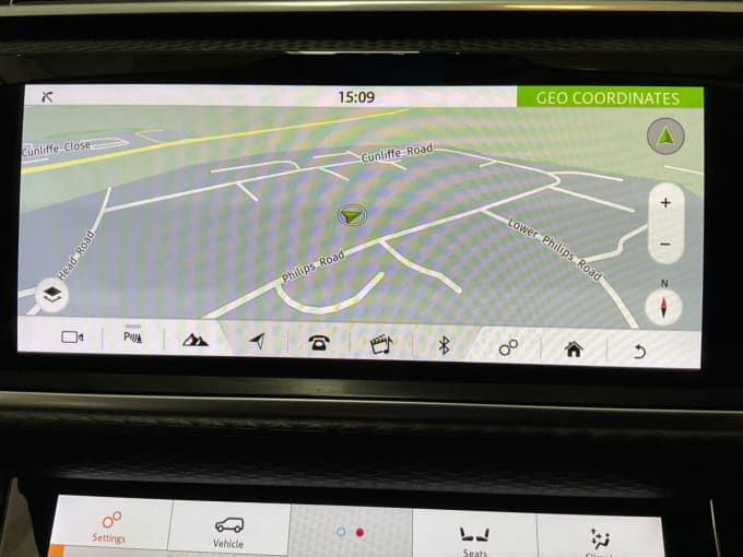 2025 Land Rover Range Rover Velar