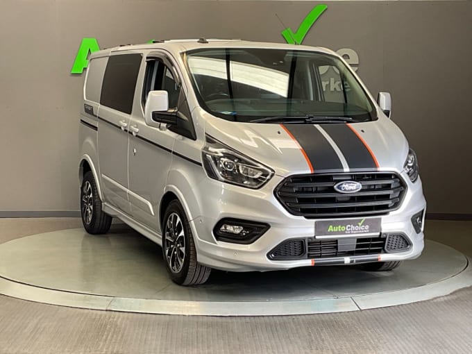 2025 Ford Transit Custom