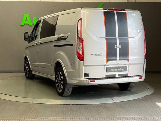 2025 Ford Transit Custom