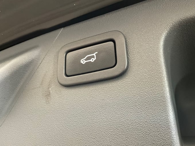 2025 Land Rover Discovery Sport