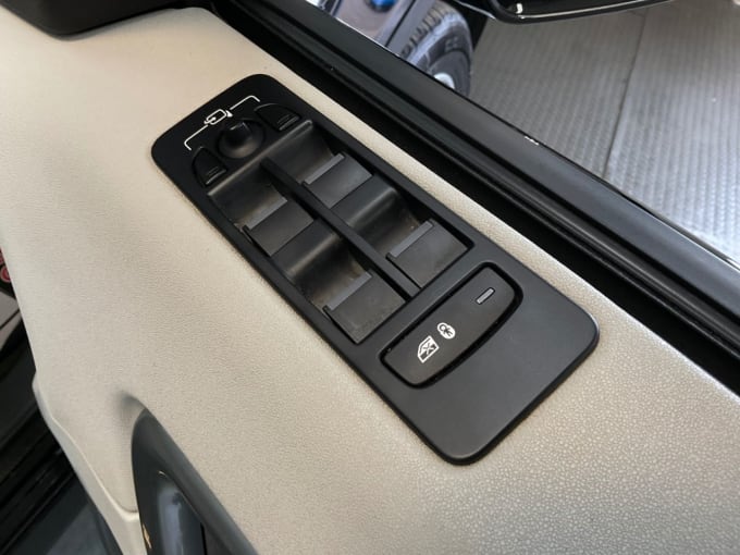 2025 Land Rover Discovery Sport