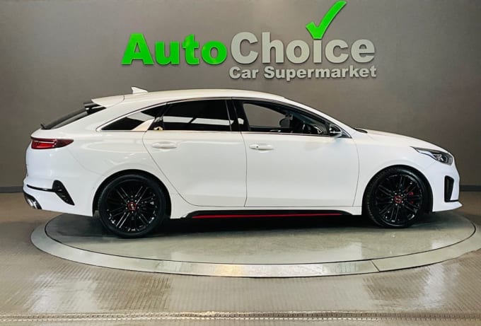2025 Kia Proceed