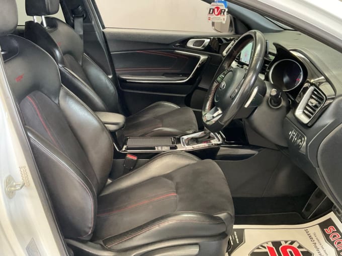 2025 Kia Proceed