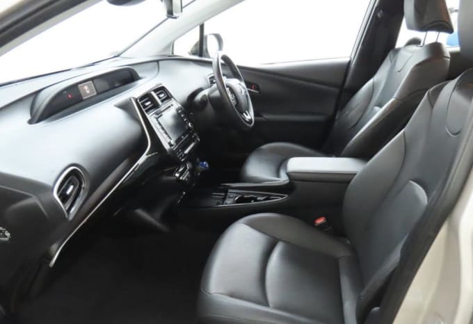 2025 Toyota Prius