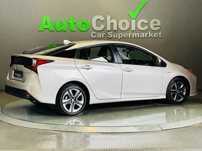 2025 Toyota Prius