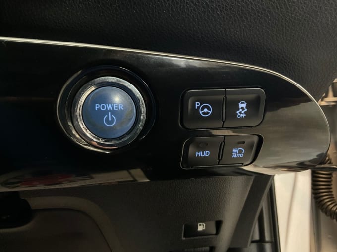 2025 Toyota Prius
