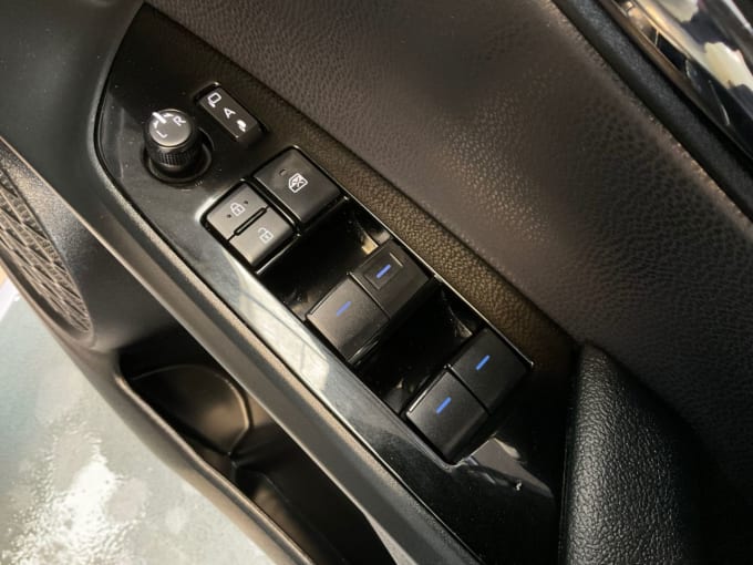2025 Toyota Prius
