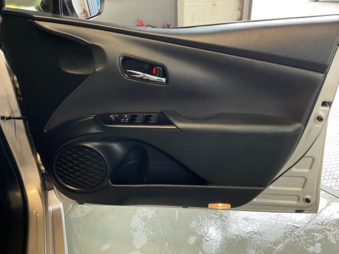 2025 Toyota Prius