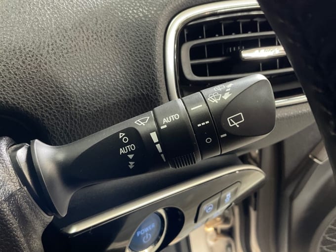 2025 Toyota Prius