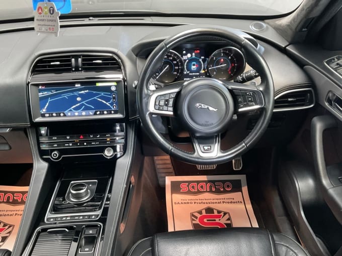 2025 Jaguar F-pace