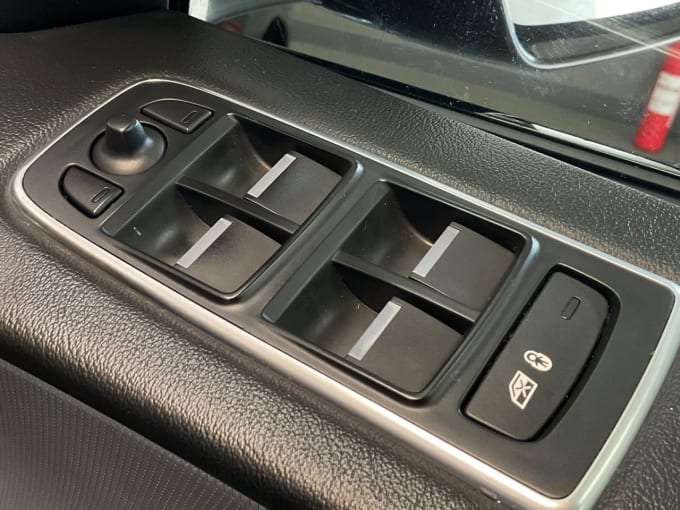 2025 Jaguar F-pace