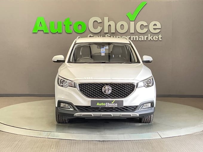 2025 Mg Mg Zs