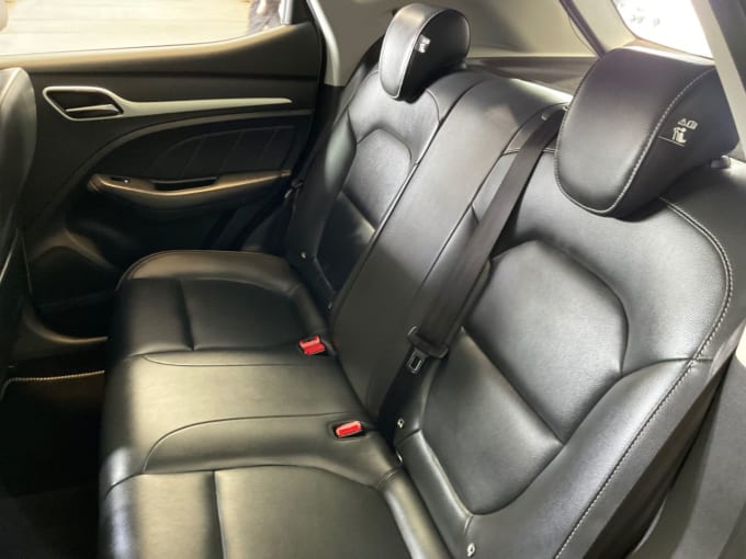 2025 Mg Mg Zs