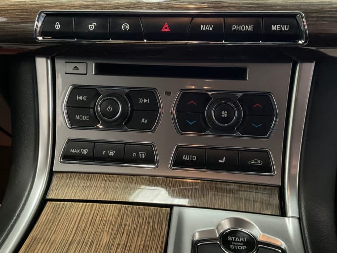 2025 Jaguar Xf