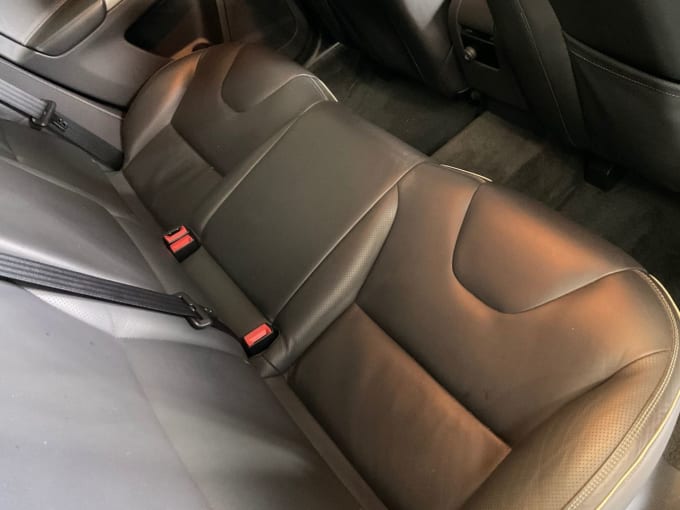 2025 Volvo Xc60