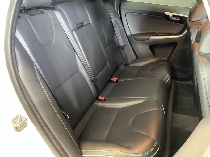2025 Volvo Xc60