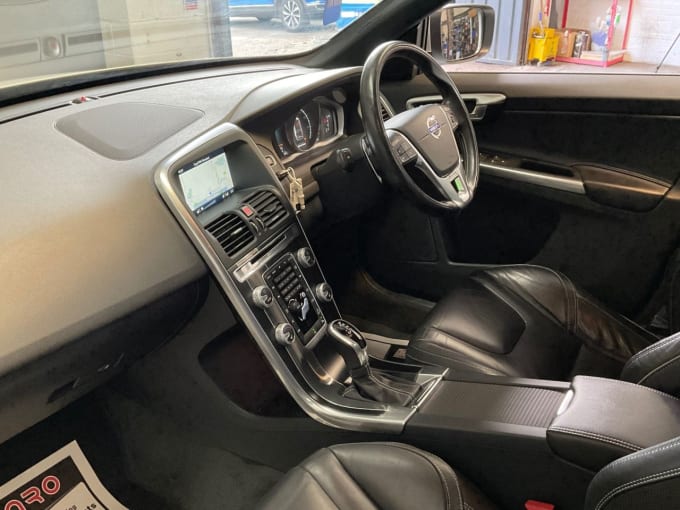 2025 Volvo Xc60