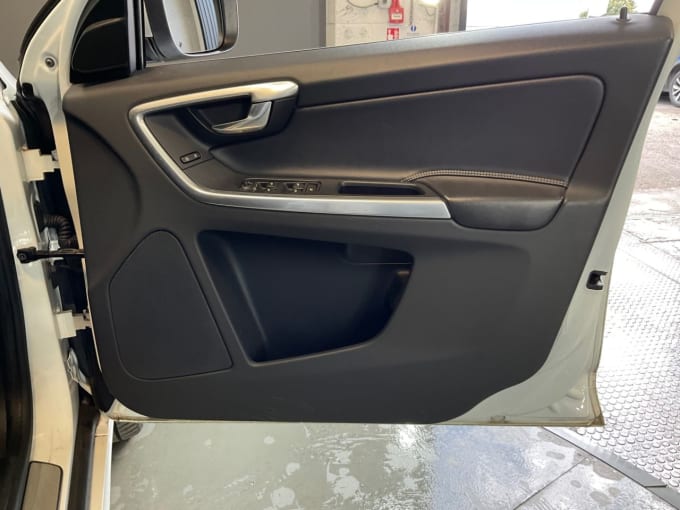 2025 Volvo Xc60