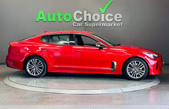 2025 Kia Stinger