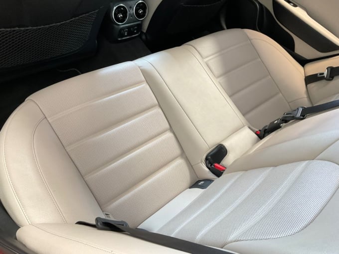 2025 Kia Stinger