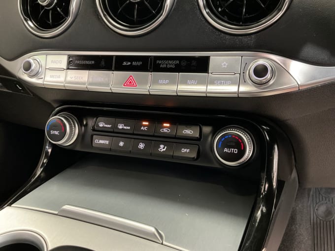 2025 Kia Stinger