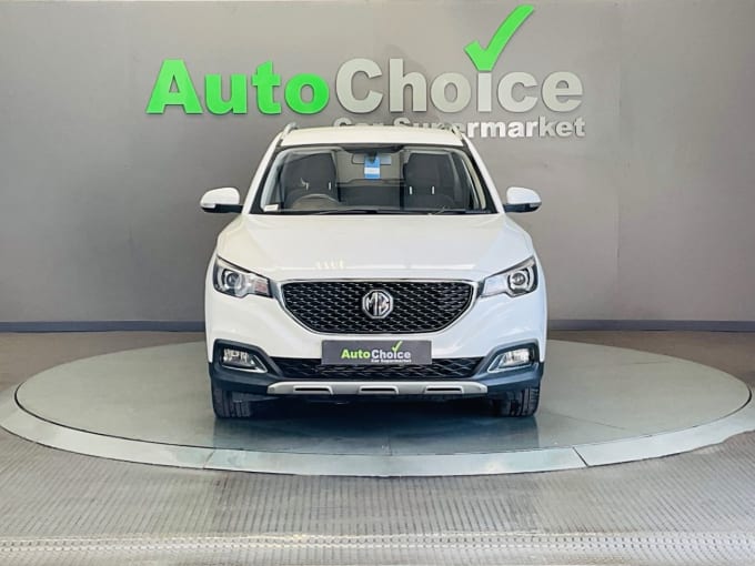 2025 Mg Mg Zs