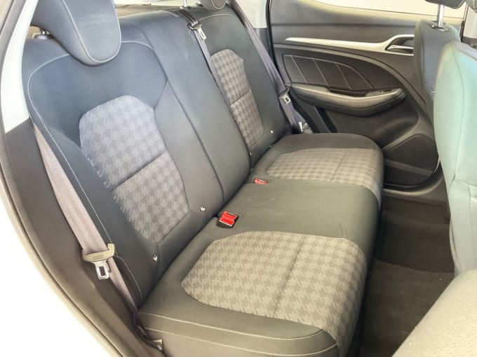2025 Mg Mg Zs