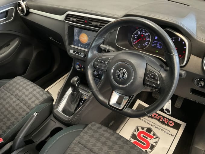 2025 Mg Mg Zs