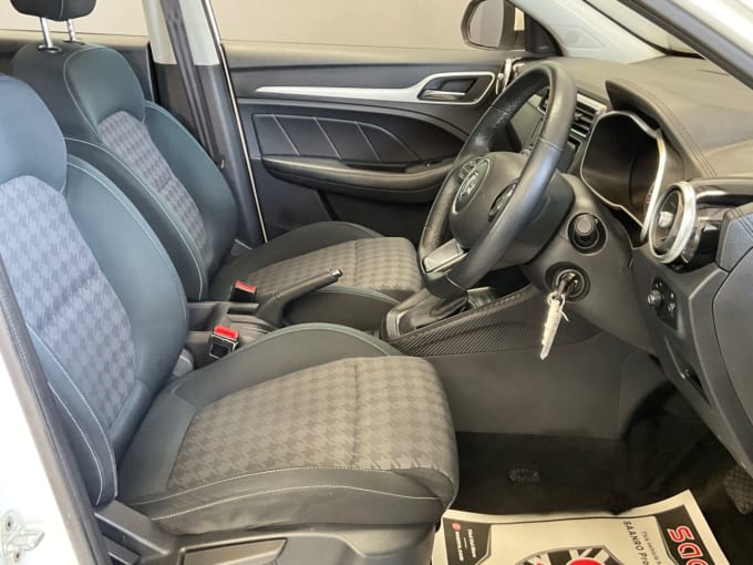 2025 Mg Mg Zs