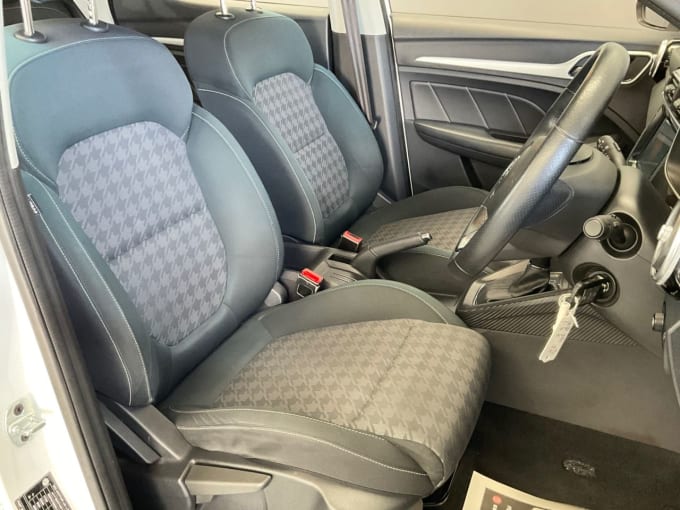 2025 Mg Mg Zs