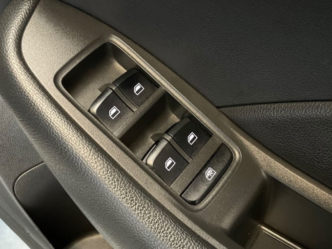 2025 Mg Mg Zs