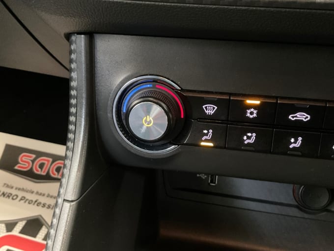 2025 Mg Mg Zs