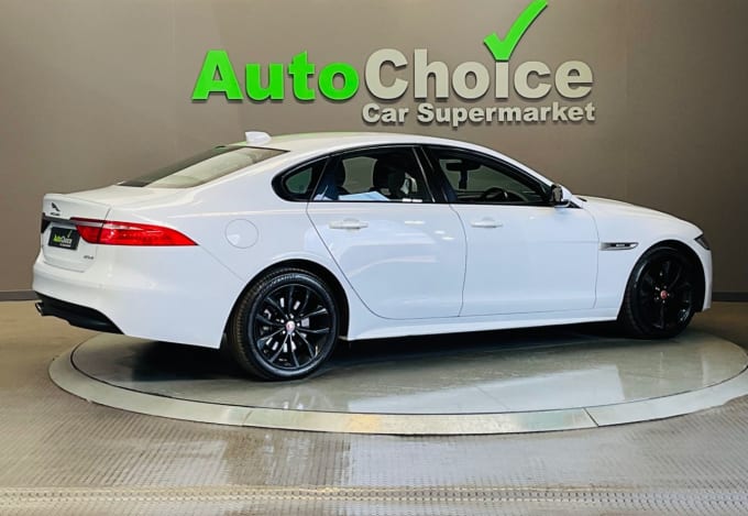 2025 Jaguar Xf